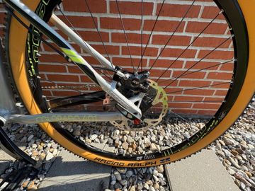 Stevens Colorado Shimano Deore XT 2020 Mountainbike usato, Grigio chiaro — immagine 4 di 10