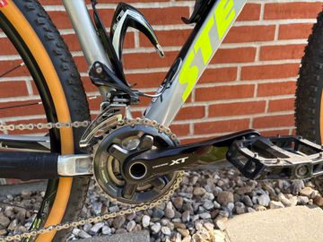Stevens Colorado Shimano Deore XT 2020 Mountainbike usato, Grigio chiaro — immagine 8 di 10
