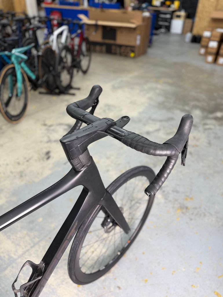 Used Giant Propel Advanced Carbon 2021 Road & Gravel, Black — image 6 of 20