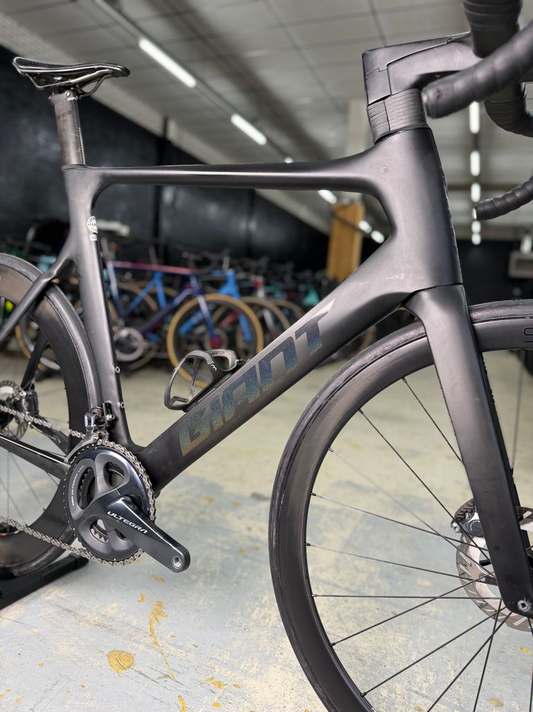 Used Giant Propel Advanced Carbon 2021 Road & Gravel, Black — image 4 of 20