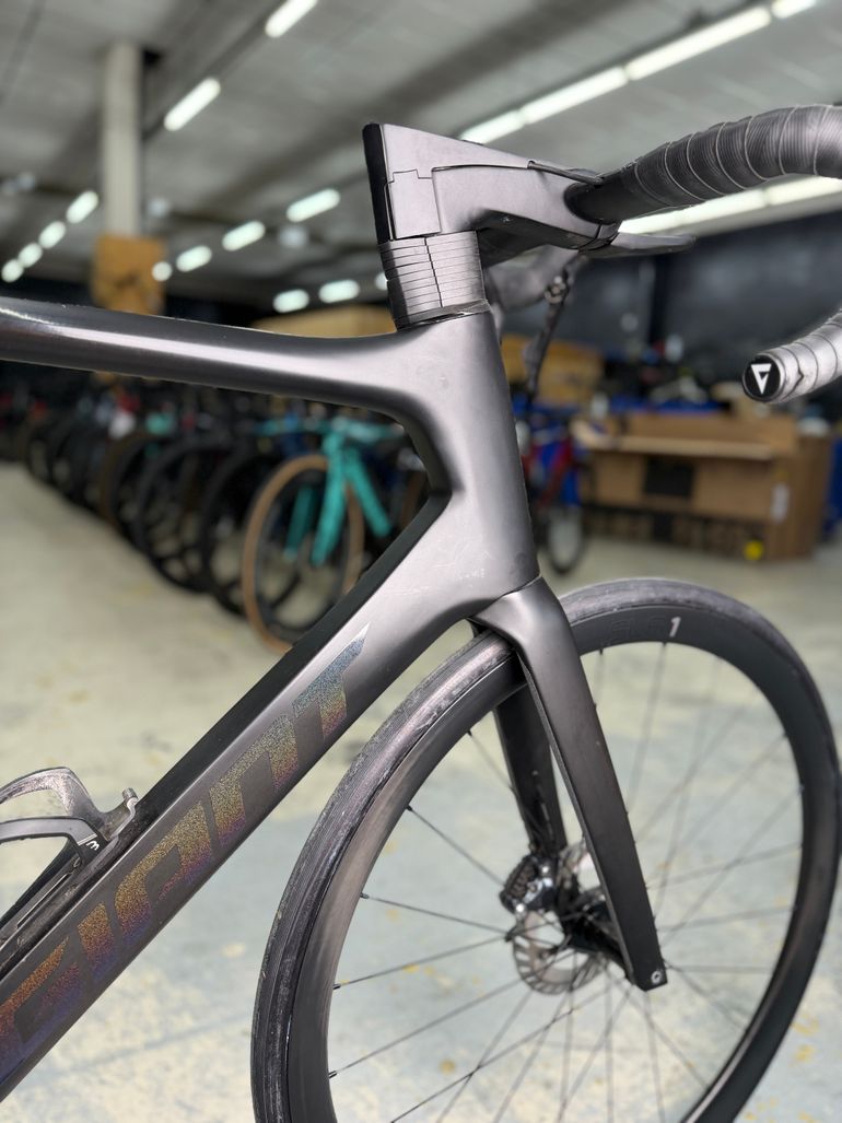 Used Giant Propel Advanced Carbon 2021 Road & Gravel, Black — image 7 of 20