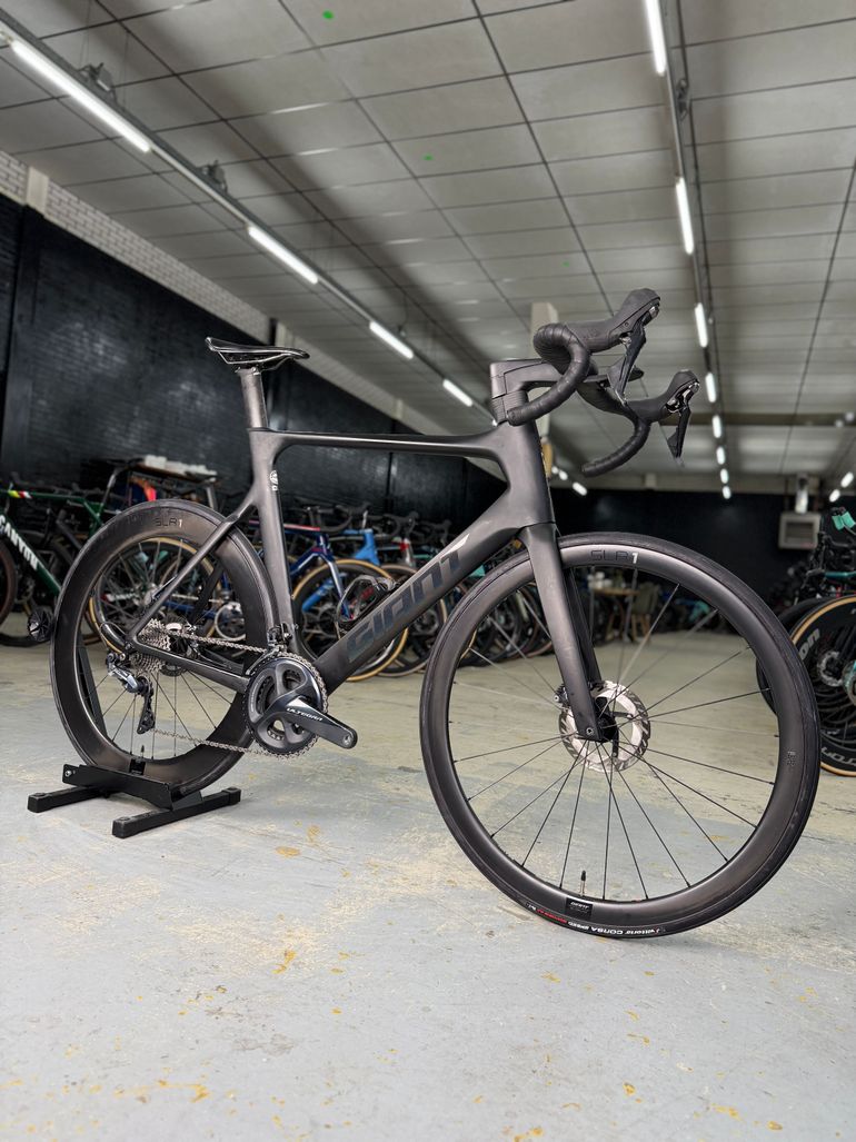 Used Giant Propel Advanced Carbon 2021 Road & Gravel, Black — image 2 of 20