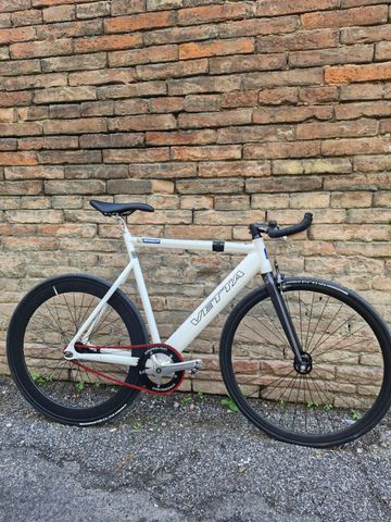 Used Vetta Custom 2026 Urban, White — image 3 of 3