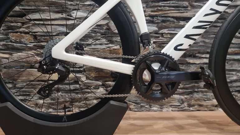 Used Canyon Aeroad CF SLX 7 Di2 2026 2026 Road & Gravel, White — image 4 of 20