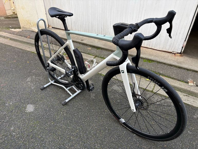 Used Focus PARALANE 8.8 2024 2024 Road & Gravel, White — image 3 of 10