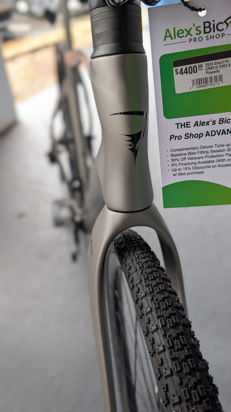 Used Pinarello GREVIL F5 - SHIMANO GRX 610 2024 2024 Road & Gravel, Light Gray — image 4 of 5