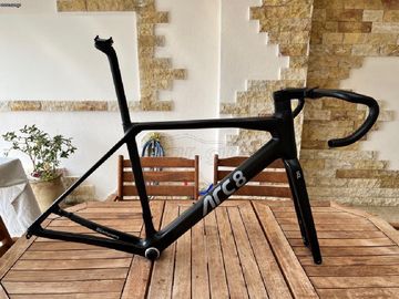 Gebrauchtes ARC8 Escapee DB Frameset 2022 Road & Gravel