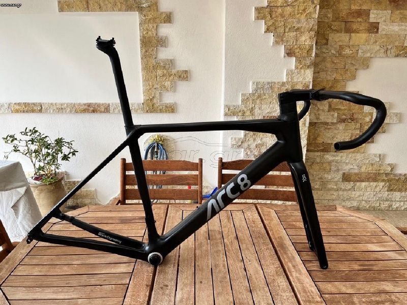 Used ARC8 Escapee DB Frameset 2022 Road & Gravel