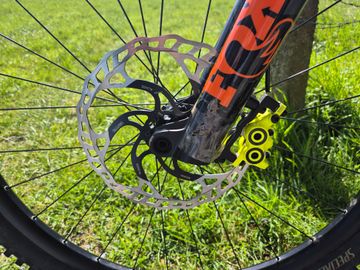 Propain SPINDRIFT 4 CF 29 Performance 2024 2024 Mountainbike usato, Nero — immagine 14 di 14