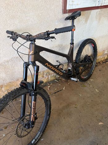 Used Norco Range C2 2023 2023 Mountainbike, Nero — image 5 of 7