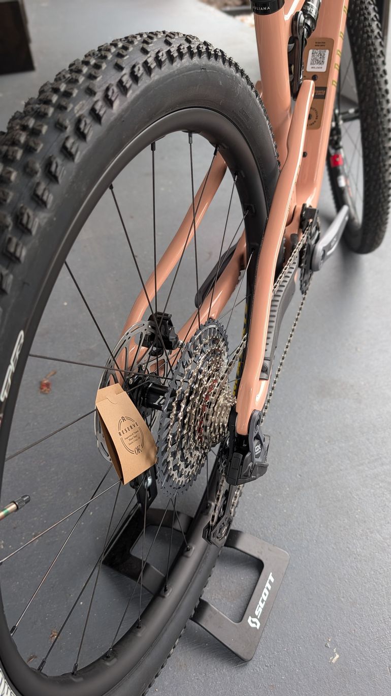 Used Juliana WLDR 1 C 2024 Mountainbike, Orange — image 5 of 5