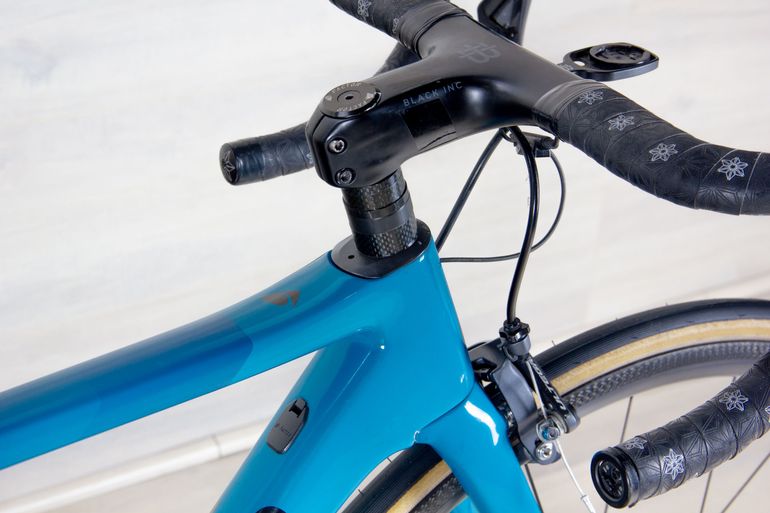 Used Factor O2 Miami Blue 2020 Road & Gravel, Blue — image 10 of 20
