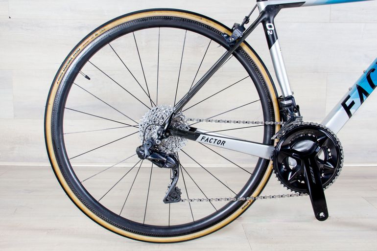 Used Factor O2 Miami Blue 2020 Road & Gravel, Blue — image 3 of 20