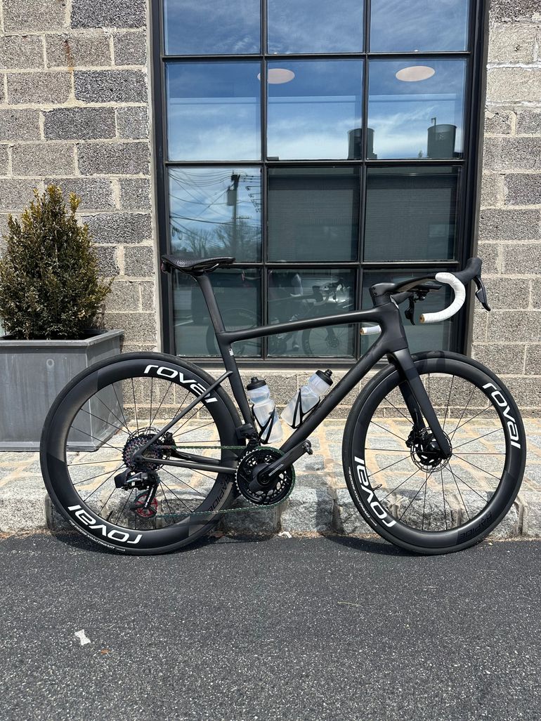 Used Specialized S-Works Tarmac SL8 - SRAM RED AXS 2026 2026 Road & Gravel, Black — image 4 of 5