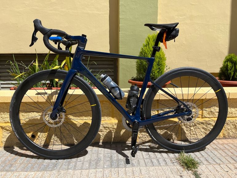 Used Berria BELADOR 8 2022 2022 Road & Gravel, Blue — image 2 of 6