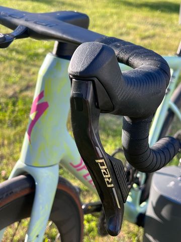 Used Specialized Tarmac SRAM Red eTap AXS 2026 Road & Gravel, Green — image 6 of 16