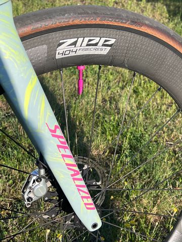 Used Specialized Tarmac SRAM Red eTap AXS 2026 Road & Gravel, Green — image 15 of 16