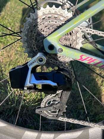 Used Specialized Tarmac SRAM Red eTap AXS 2026 Road & Gravel — image 8 of 16