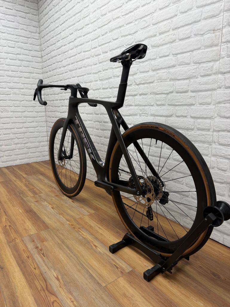 Used Trek Madone SLR 6 Gen 7 2024 2024 Road & Gravel, Black — image 9 of 9