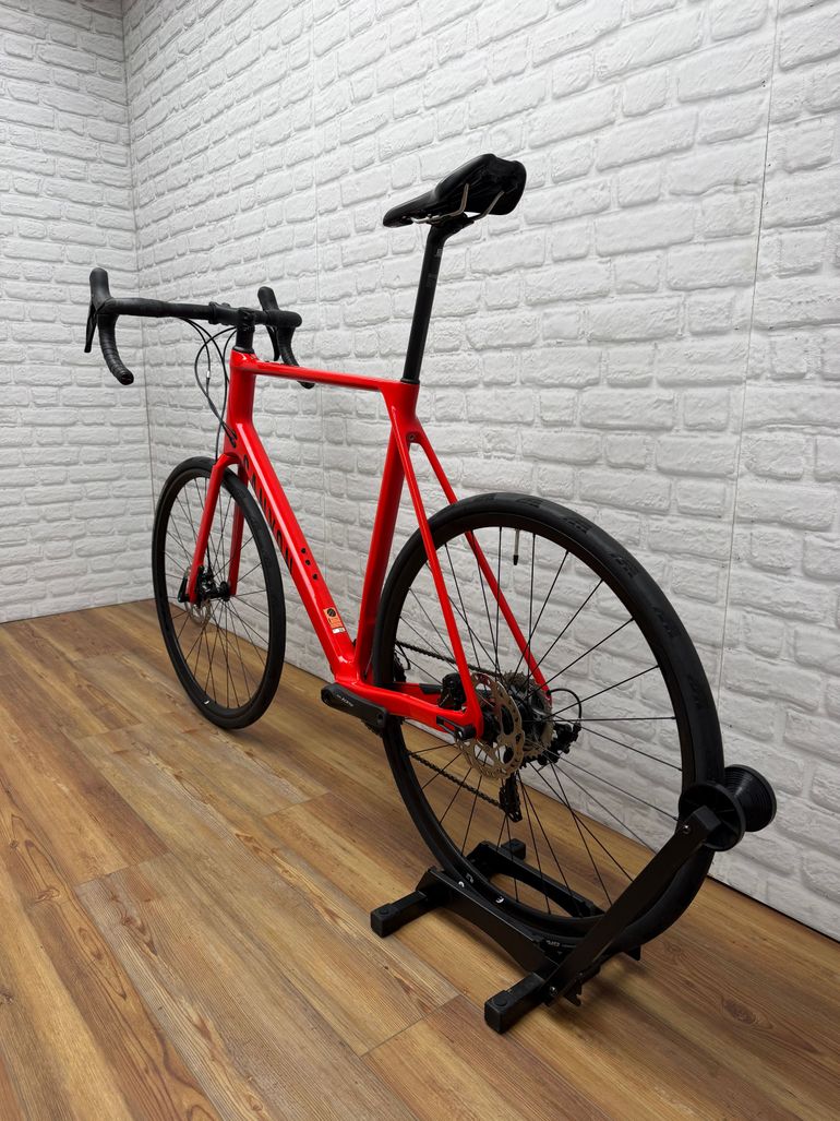 Used Canyon Endurace CF 7 2023 2023 Road & Gravel, Red — image 6 of 6