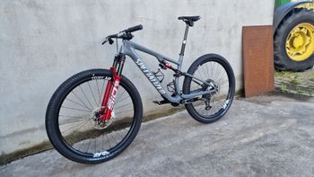Used Specialized Epic Sram Eagle Transmission X0 2025 Mountainbike, Light Gray — image 5 of 9