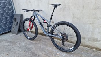Used Specialized Epic Sram Eagle Transmission X0 2025 Mountainbike, Light Gray — image 6 of 9