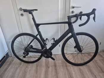 Used Merida REACTO 5000 2025 2025 Road & Gravel, Black — image 2 of 7