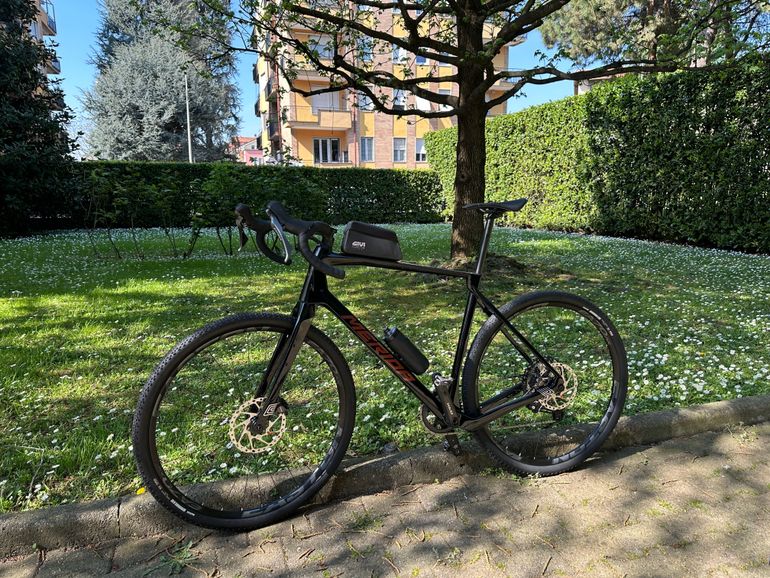 Used Merida Silex Shimano GRX 2025 Road & Gravel, Black — image 2 of 4