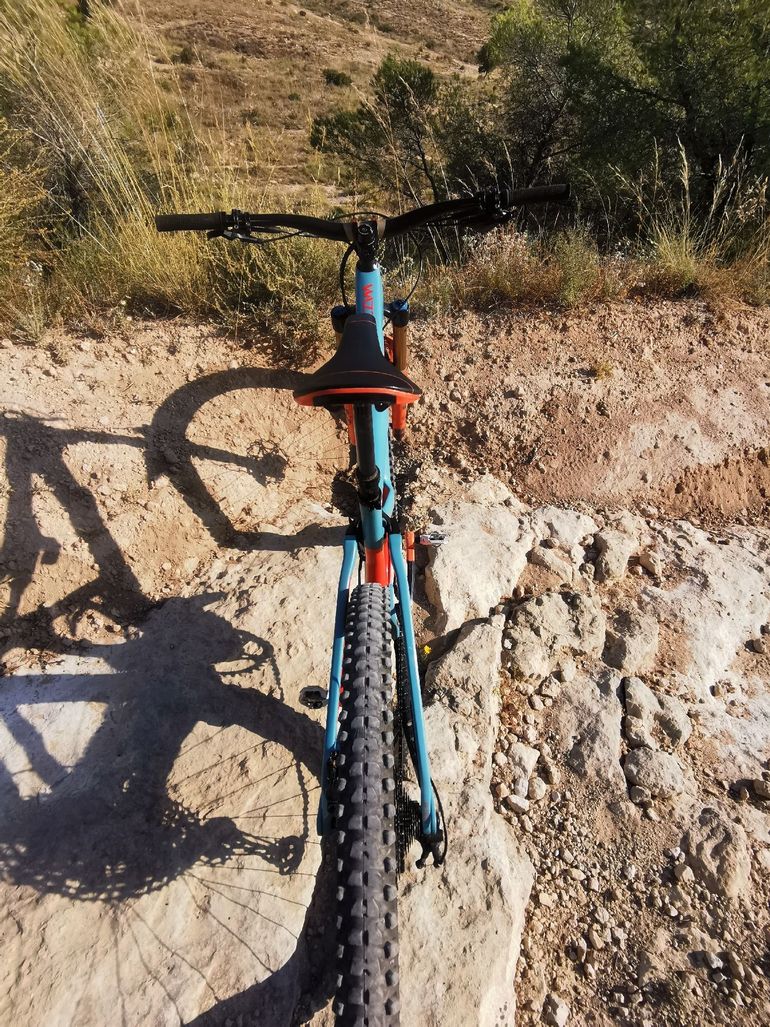 Used Orbea OCCAM M10 2022 2022 Mountainbike, Green, 29 — image 12 of 13