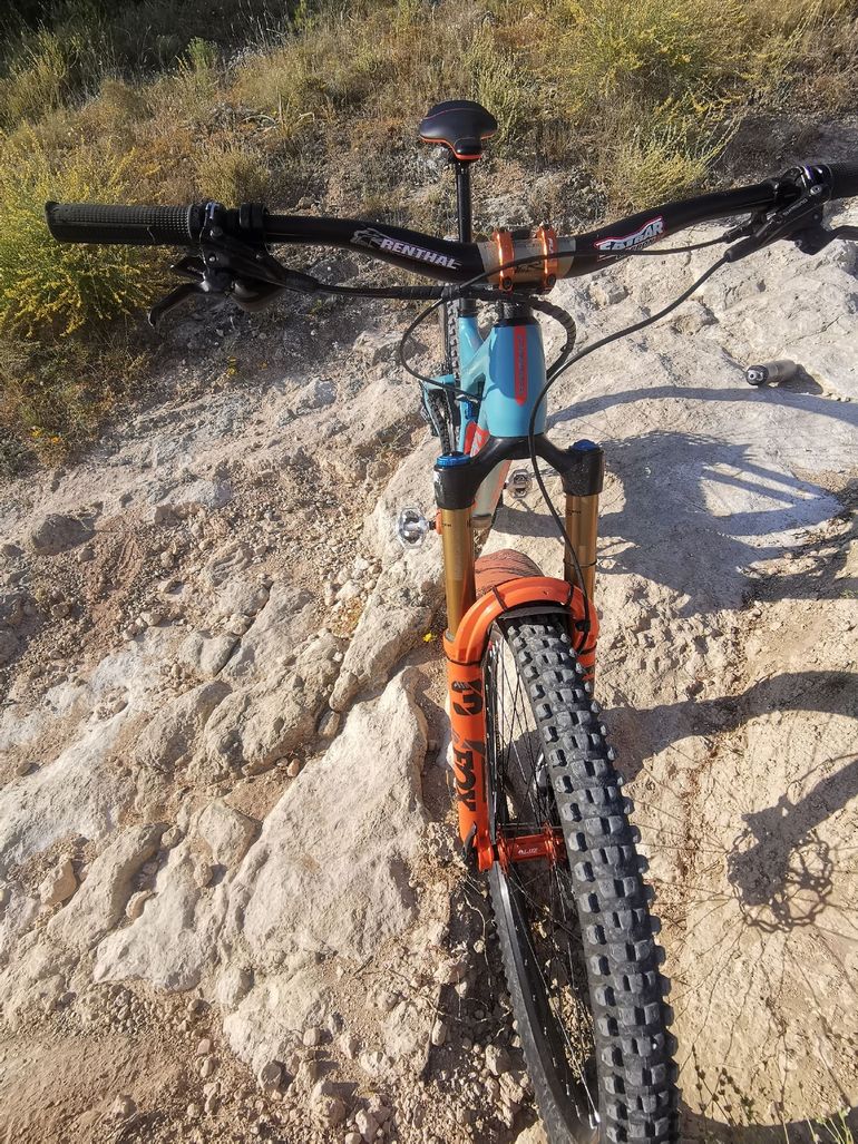 Used Orbea OCCAM M10 2022 2022 Mountainbike, Green, 29 — image 11 of 13