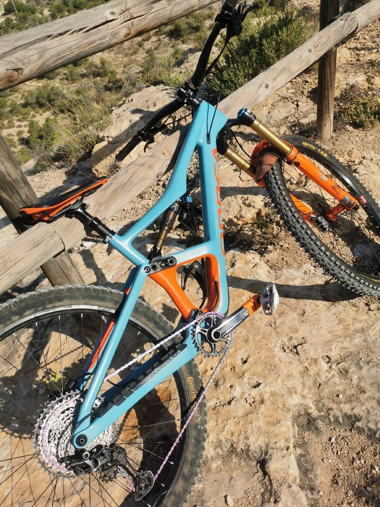 Used Orbea OCCAM M10 2022 2022 Mountainbike, Green, 29 — image 3 of 13
