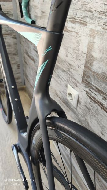 Used Bianchi Oltre RC - Sram Red eTap AXS disc 2023 2023 Road & Gravel, Green — image 31 of 41