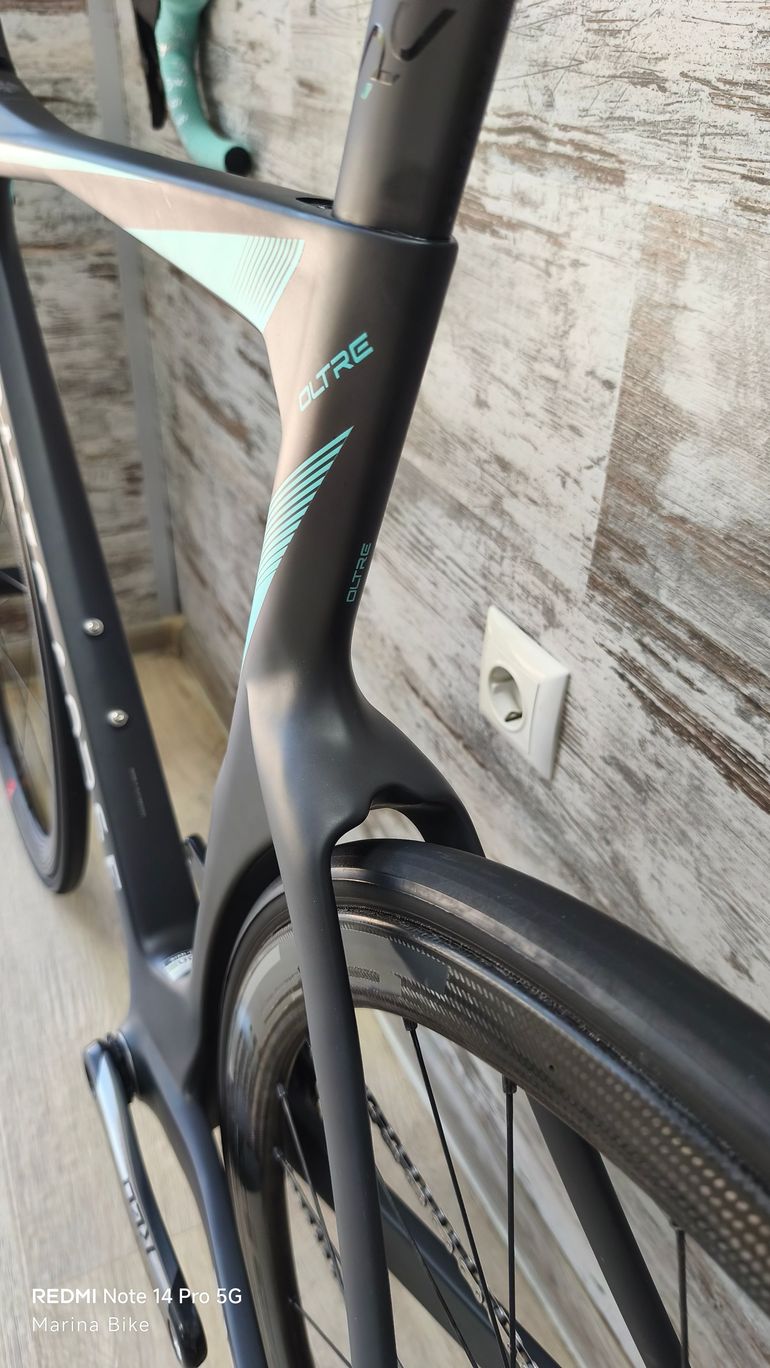 Used Bianchi Oltre RC - Sram Red eTap AXS disc 2023 2023 Road & Gravel, Green — image 31 of 41