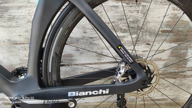 Used Bianchi Oltre RC - Sram Red eTap AXS disc 2023 2023 Road & Gravel, Green — image 29 of 41