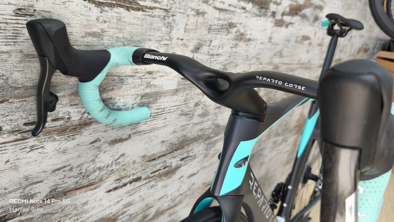Used Bianchi Oltre RC - Sram Red eTap AXS disc 2023 2023 Road & Gravel, Green — image 34 of 41