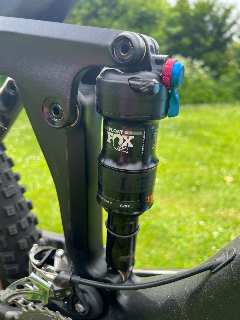 Used Canyon Spectral CF 8.0 (2017) 2017 Mountainbike — image 4 of 6