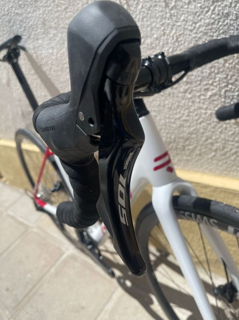 Used Ridley Helium Disc - Sram Rival AXS 2x12sp 2023 2023 Road & Gravel, Red — image 4 of 8