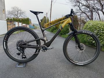 Brugt Scott Spark ST 900 Tuned 2023 2023 Mountainbike — billede 1 af 5