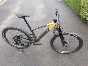 Used Scott Spark ST 900 Tuned 2023 2023 Mountainbike — image 4 of 5