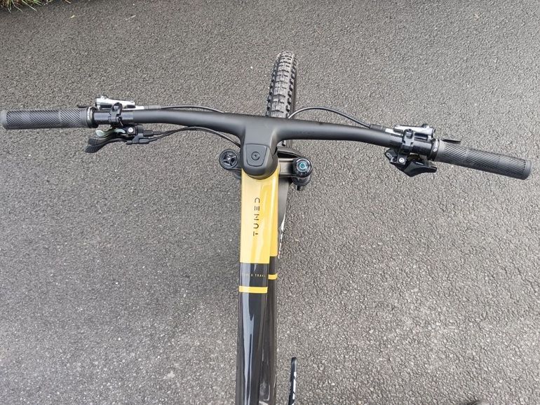 Used Scott Spark ST 900 Tuned 2023 2023 Mountainbike — image 2 of 5