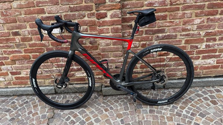 Used Giant Defy Advanced 1 2019 2019 Road & Gravel, Grigio chiaro — image 5 of 5