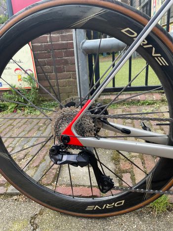 Used Trek Madone SL 7 Gen 8 2025 2025 Road & Gravel — image 3 of 7