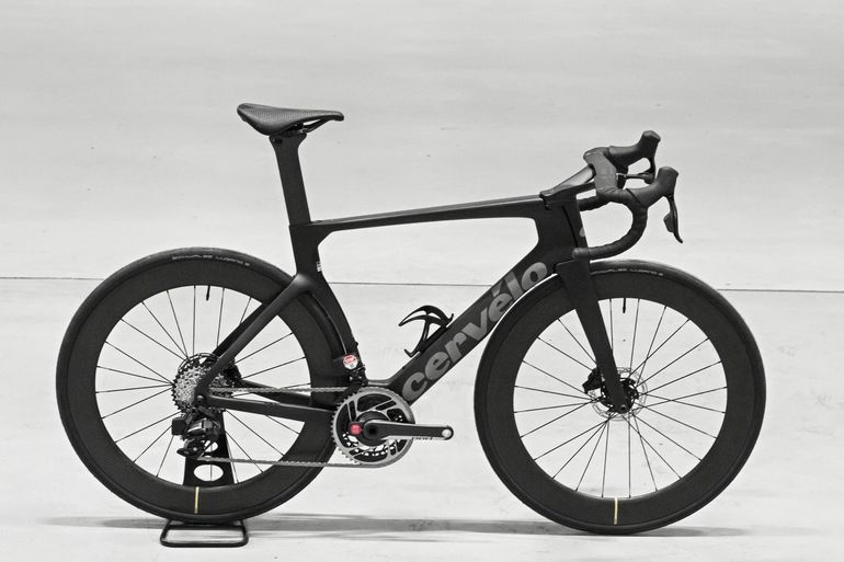 Used Cervélo S5 Force AXS 2024 2024 Road & Gravel, Black — image 4 of 11