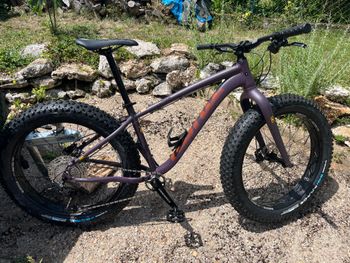 Used Kona Wo 2025 2025 Mountainbike, Violett — image 2 of 3