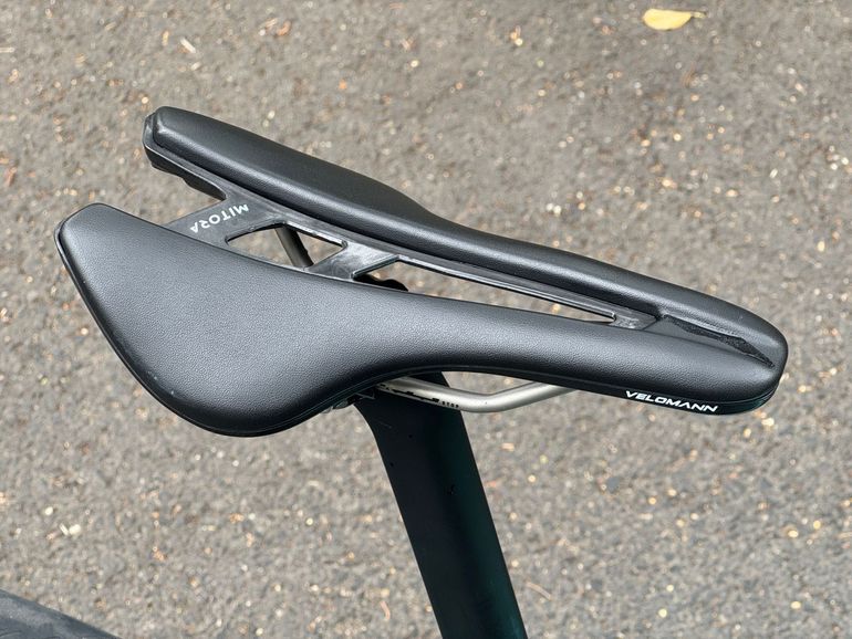 Used Bianchi Specialissima COMP Ultegra Di2 2024 2024 Road & Gravel, Verde — image 5 of 21
