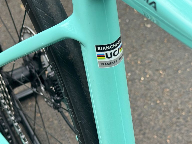 Used Bianchi Specialissima COMP Ultegra Di2 2024 2024 Road & Gravel, Verde — image 3 of 21