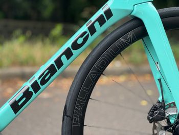 Used Bianchi Specialissima COMP Ultegra Di2 2024 2024 Road & Gravel, Verde — image 6 of 21