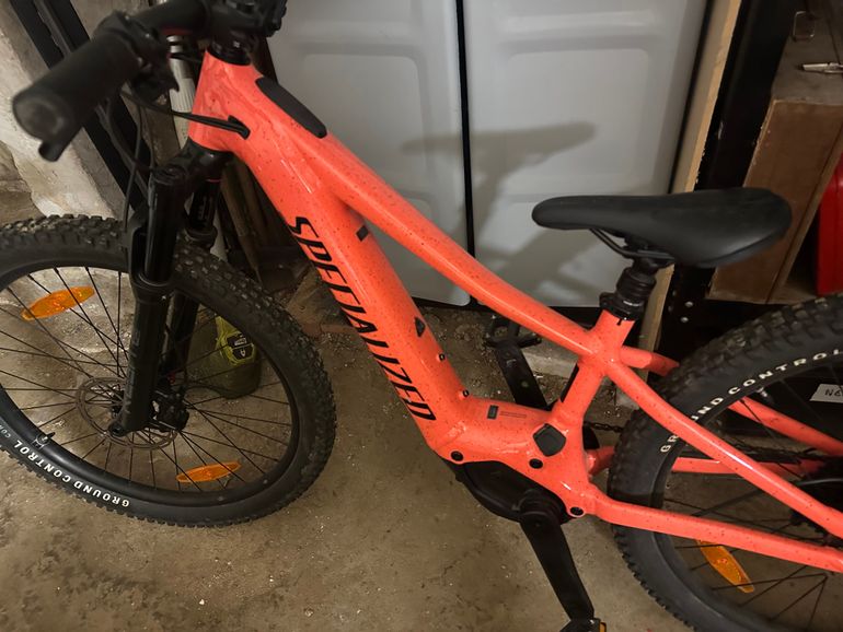 Used Specialized Turbo Levo SL Kids 2025 Mountainbike, Orange — image 3 of 4