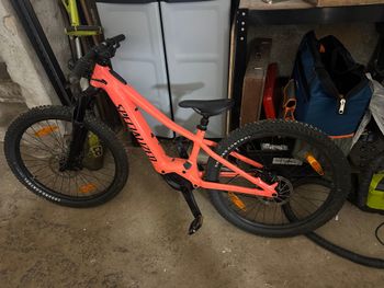 Used Specialized Turbo Levo SL Kids 2025 Mountainbike, Orange — image 4 of 4