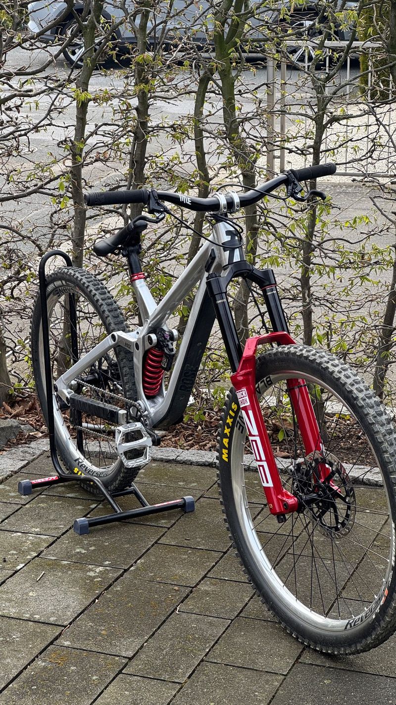 Tweedehands Rose Scrub DC 3 2026 2026 Mountainbike — afbeelding 1 van 11